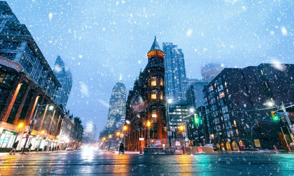 Make the cloud switch for CAFM software 15 More transparency, less effort: successful rental management with CAFM software